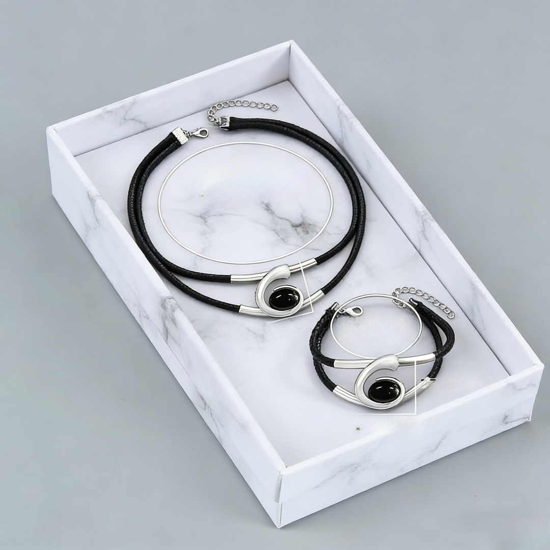 Suri  | Vintage Boho-Stil Halsketten- und Armband-Set