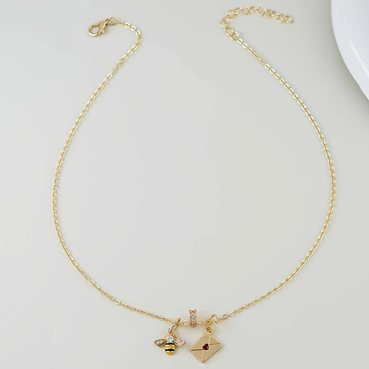 Linda | Minimalistisches Halsband mit Flugzeuganhänger und zartem Stil