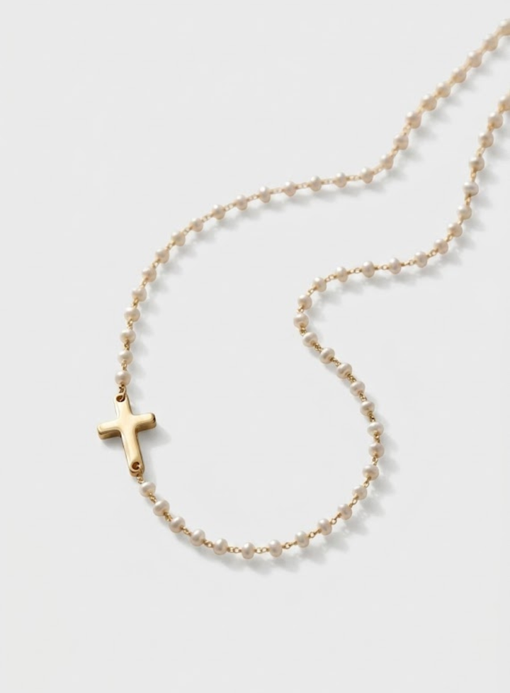 Marirae | Halskette mit Kreuz und Perlen