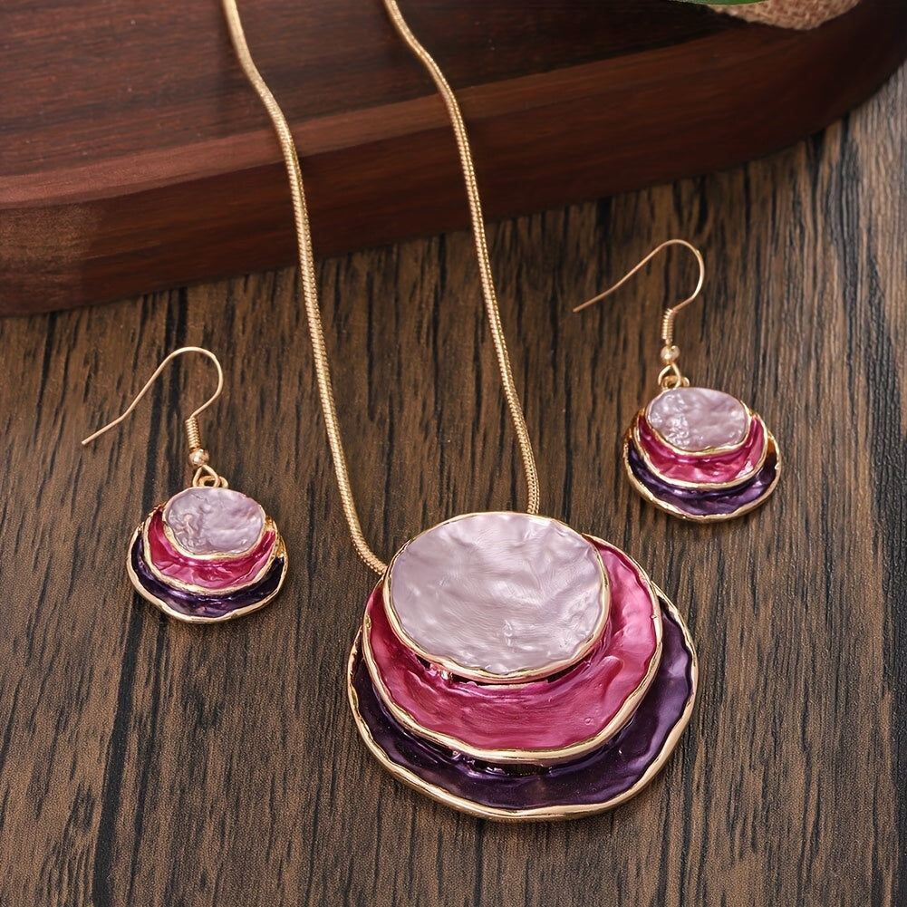 Vedae | Elegante Blumenohrringe mit Gold-Finish und Perle