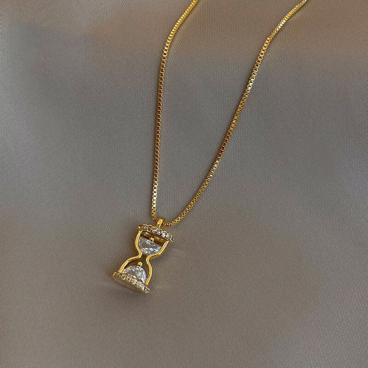 Gavielle | 14K Gold Sanduhr-Halskette