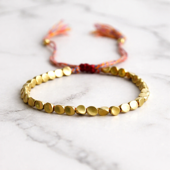 Selira | Tibetanische Kupferperlenarmband mit natürlicher Energie
