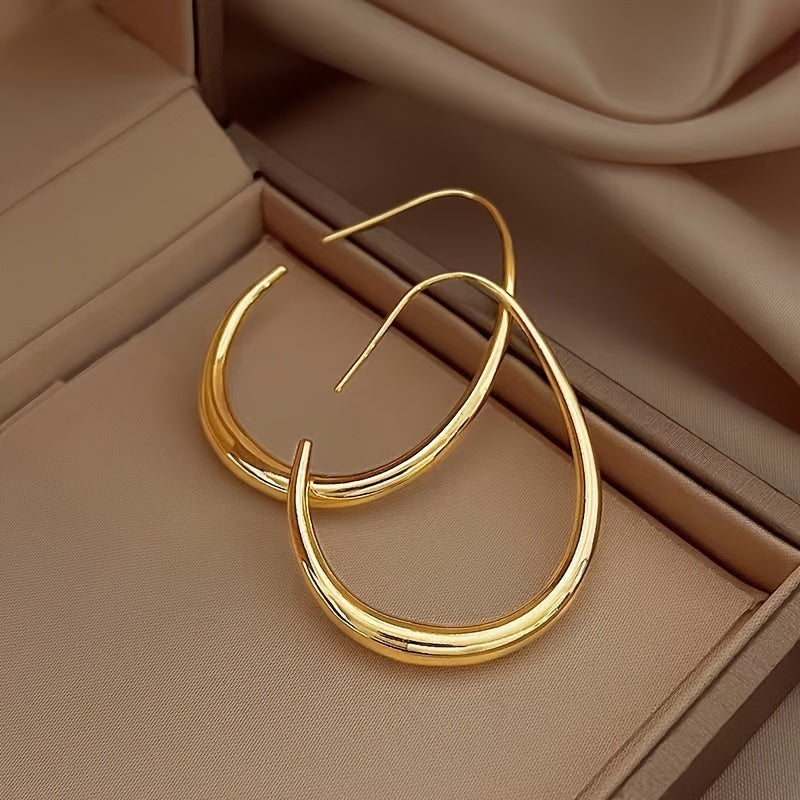 Raya | Minimalistische Tropfenohrringe mit Eleganten Design