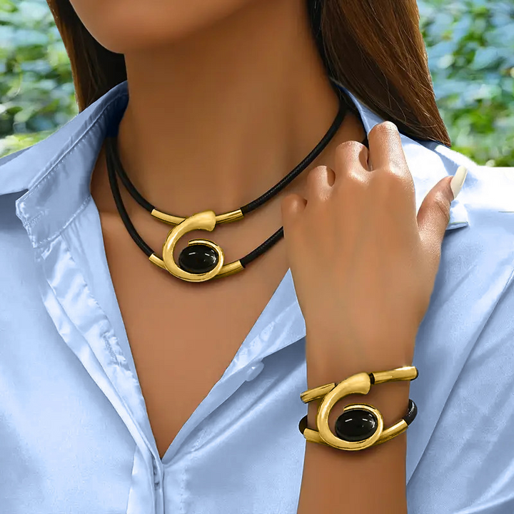 Suri  | Vintage Boho-Stil Halsketten- und Armband-Set